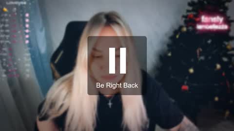 Snapshot of bellezza_ chatting on 01-08-26, 05:26 Your Annabelle Wolf online show from 01-08-26, 05:26