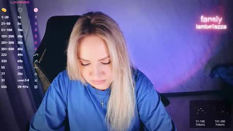 Snapshot of bellezza_ chatting on 02-23-26, 04:59 Your Annabelle Wolf online show from 02-23-26, 04:59