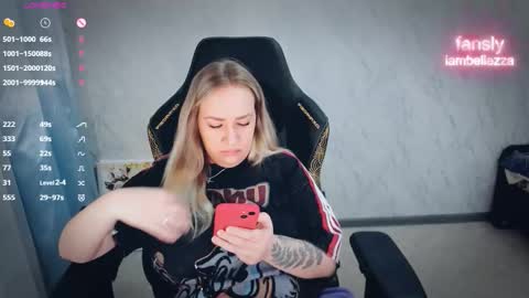 Snapshot of bellezza_ chatting on 03-10-26, 05:07 Your Annabelle Wolf online show from 03-10-26, 05:07