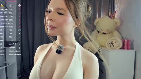 Bella online show from 04-19-26, 06:07