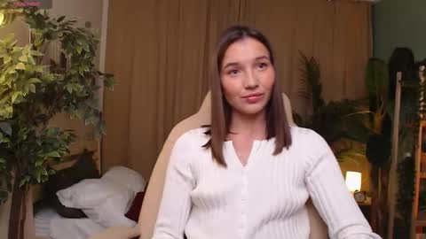 Bella online show from 11-18-25, 01:44