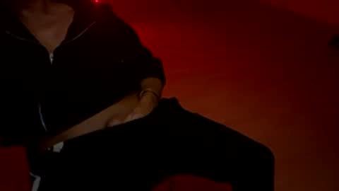 Snapshot of bello477192 chatting on 01-17-26, 01:43 bello477192 online show from 01-17-26, 01:43