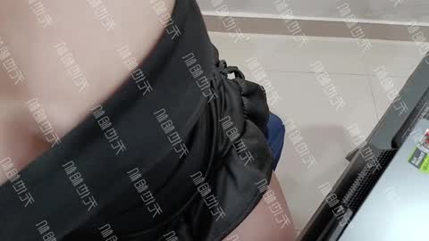 Belly online show from 04-28-26, 01:59