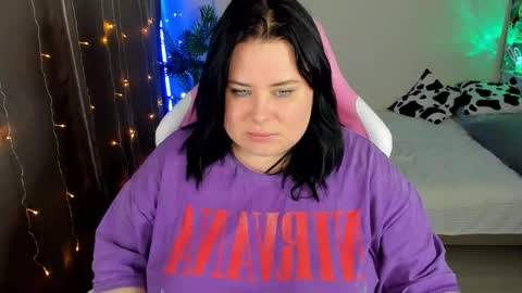 Snapshot of bellybooxo chatting on 10-29-25, 05:58 LinaBoo online show from 10-29-25, 05:58