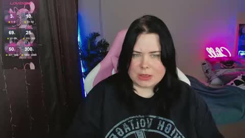 Snapshot of bellybooxo chatting on 11-26-25, 04:57 LinaBoo online show from 11-26-25, 04:57