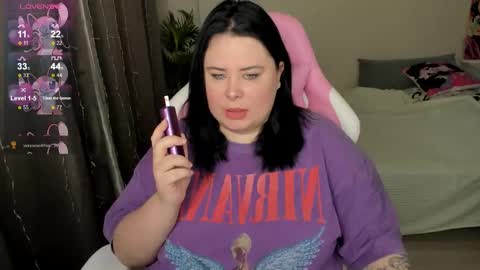 Snapshot of bellybooxo chatting on 12-02-25, 03:56 LinaBoo online show from 12-02-25, 03:56