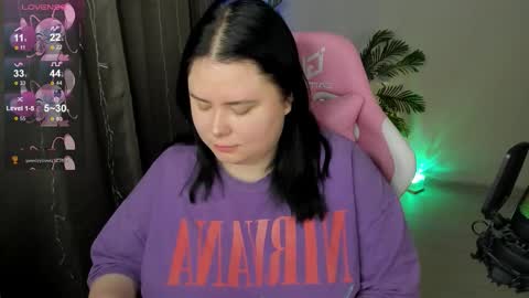 Snapshot of bellybooxo chatting on 12-20-25, 05:03 LinaBoo online show from 12-20-25, 05:03