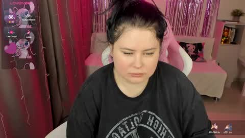 Snapshot of bellybooxo chatting on 05-04-26, 09:27 LinaBoo online show from 05-04-26, 09:27