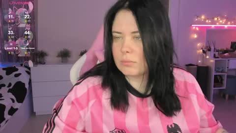 Snapshot of bellybooxo chatting on 05-16-26, 08:44 LinaBoo online show from 05-16-26, 08:44