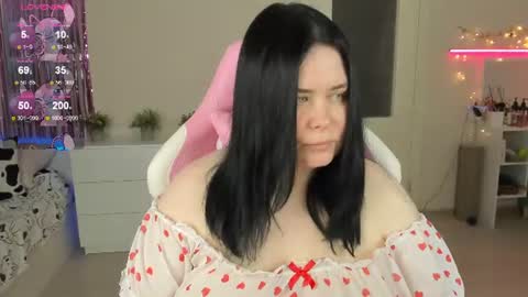 Snapshot of bellybooxo chatting on 06-11-26, 12:58 LinaBoo online show from 06-11-26, 12:58