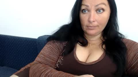 Snapshot of beluckynow chatting on 10-12-25, 06:51 beluckynow online show from 10-12-25, 06:51