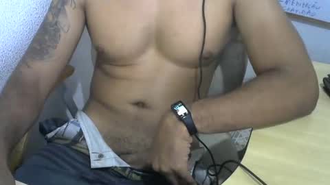 Snapshot of bembembb chatting on 03-08-25, 11:39 BemBemBB online show from 03-08-25, 11:39