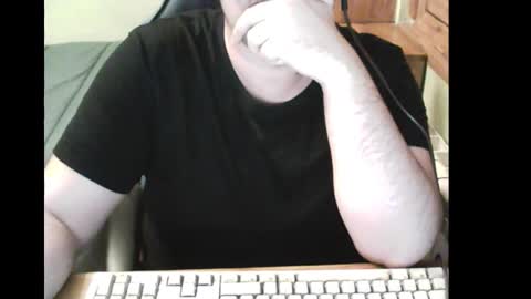 Snapshot of bender_35 chatting on 01-14-25, 01:58 bender_35 online show from 01-14-25, 01:58