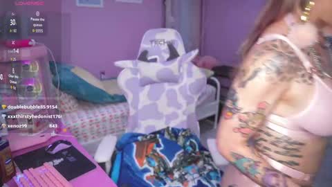 Bendymeow online show from 04-29-26, 05:44