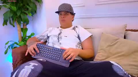 bennett_alejoo online show from 07-28-26, 08:52
