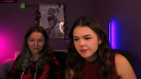 Snapshot of benny_duglas chatting on 12-19-25, 10:33 Benny online show from 12-19-25, 10:33