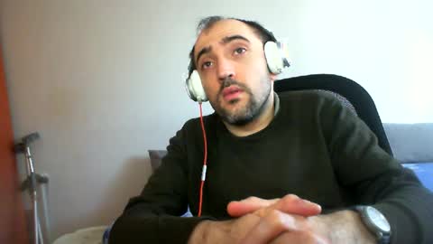 bentish online show from 02-13-25, 06:09