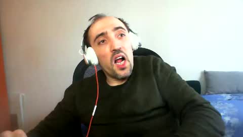 bentish online show from 02-14-25, 01:18