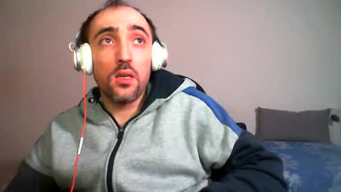 bentish online show from 02-18-25, 04:37