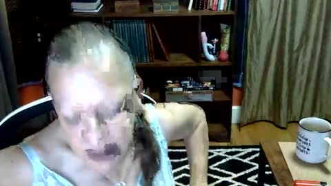 Snapshot of bentmountain chatting on 03-09-26, 04:22 DeniseDavid online show from 03-09-26, 04:22