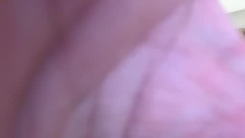 Snapshot of benz10001 chatting on 11-28-25, 04:37 benz10001 online show from 11-28-25, 04:37