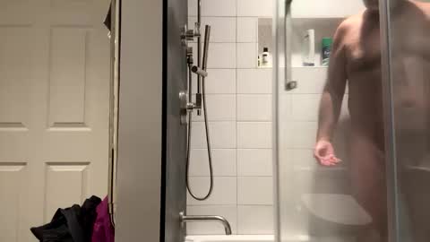 Snapshot of benz10001 chatting on 11-29-25, 05:10 benz10001 online show from 11-29-25, 05:10