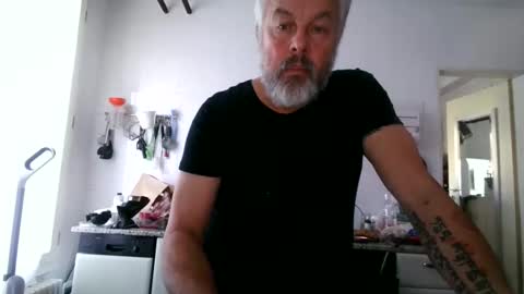 Martin online show from 12-15-25, 09:13