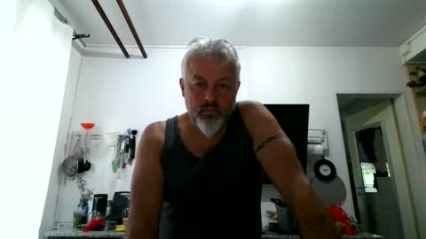 Martin online show from 05-15-26, 02:13