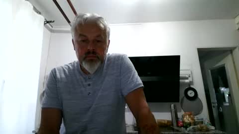 Martin online show from 05-27-26, 04:09
