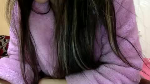 Snapshot of bermudatriangle12 chatting on 01-10-25, 06:28 tixxie online show from 01-10-25, 06:28