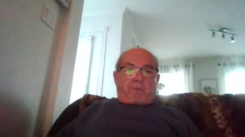 bernard1102 online show from 10-12-25, 11:20