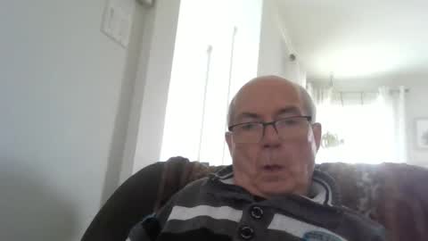 bernard1102 online show from 05-01-26, 03:49