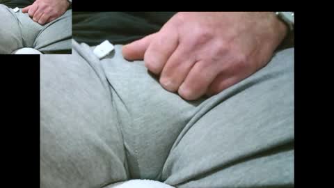 Snapshot of bernardo1968 chatting on 10-10-25, 04:50 bernardo1968 online show from 10-10-25, 04:50