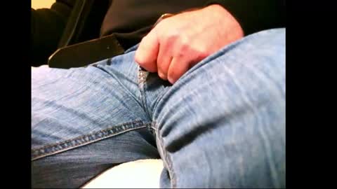 Snapshot of bernardo1968 chatting on 11-25-25, 06:52 bernardo1968 online show from 11-25-25, 06:52