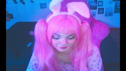 Snapshot of berriekitten chatting on 03-15-26, 09:54 BerrieKitten online show from 03-15-26, 09:54