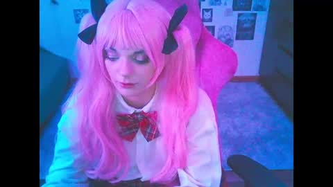 Snapshot of berriekitten chatting on 07-17-26, 10:14 BerrieKitten online show from 07-17-26, 10:14