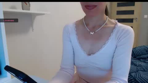 berry2024 online show from 10-09-25, 06:11