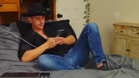 Snapshot of bestcockhere chatting on 02-06-26, 12:26 twitter zack1fisher online show from 02-06-26, 12:26