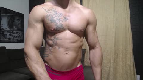 Snapshot of bestmuscle chatting on 01-13-26, 11:43 bestmuscle online show from 01-13-26, 11:43