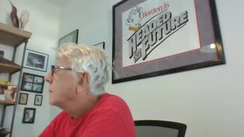 bestshot1951 online show from 12-31-24, 07:40