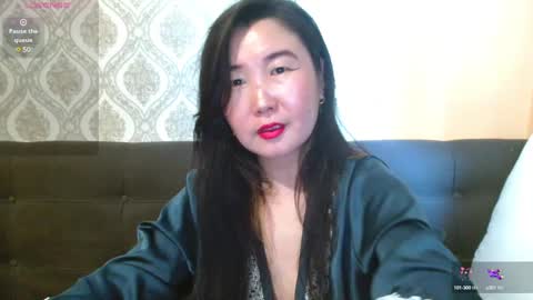 Snapshot of bet_lu chatting on 12-19-24, 05:29 Bet Lu online show from 12-19-24, 05:29