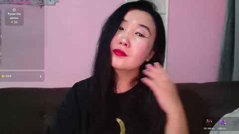 Snapshot of bet_lu chatting on 11-16-25, 03:45 Bet Lu online show from 11-16-25, 03:45