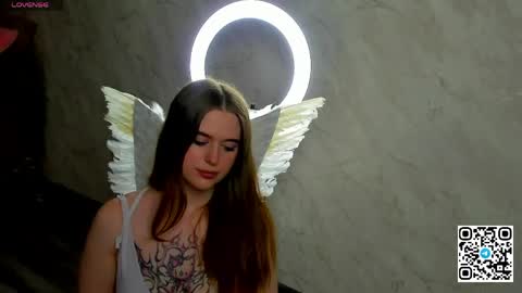 Betany online show from 04-28-26, 01:26