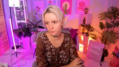 Snapshot of bethanycloud chatting on 10-03-25, 02:30 Bethany online show from 10-03-25, 02:30
