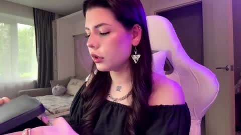 Snapshot of bethelsimensky chatting on 06-04-26, 12:00 Airin online show from 06-04-26, 12:00