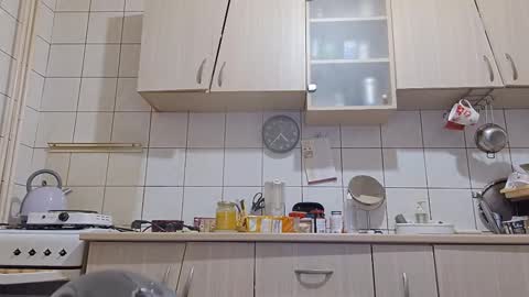 Snapshot of bethnorth chatting on 12-21-25, 02:30 bethnorth online show from 12-21-25, 02:30