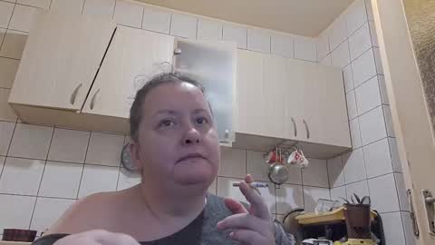 Snapshot of bethnorth chatting on 02-05-26, 04:17 bethnorth online show from 02-05-26, 04:17