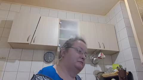 Snapshot of bethnorth chatting on 02-10-26, 03:10 bethnorth online show from 02-10-26, 03:10