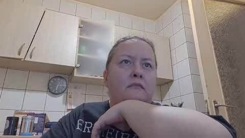 Snapshot of bethnorth chatting on 03-11-26, 03:34 bethnorth online show from 03-11-26, 03:34