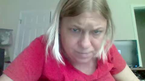 betsygore78 online show from 02-11-25, 05:40